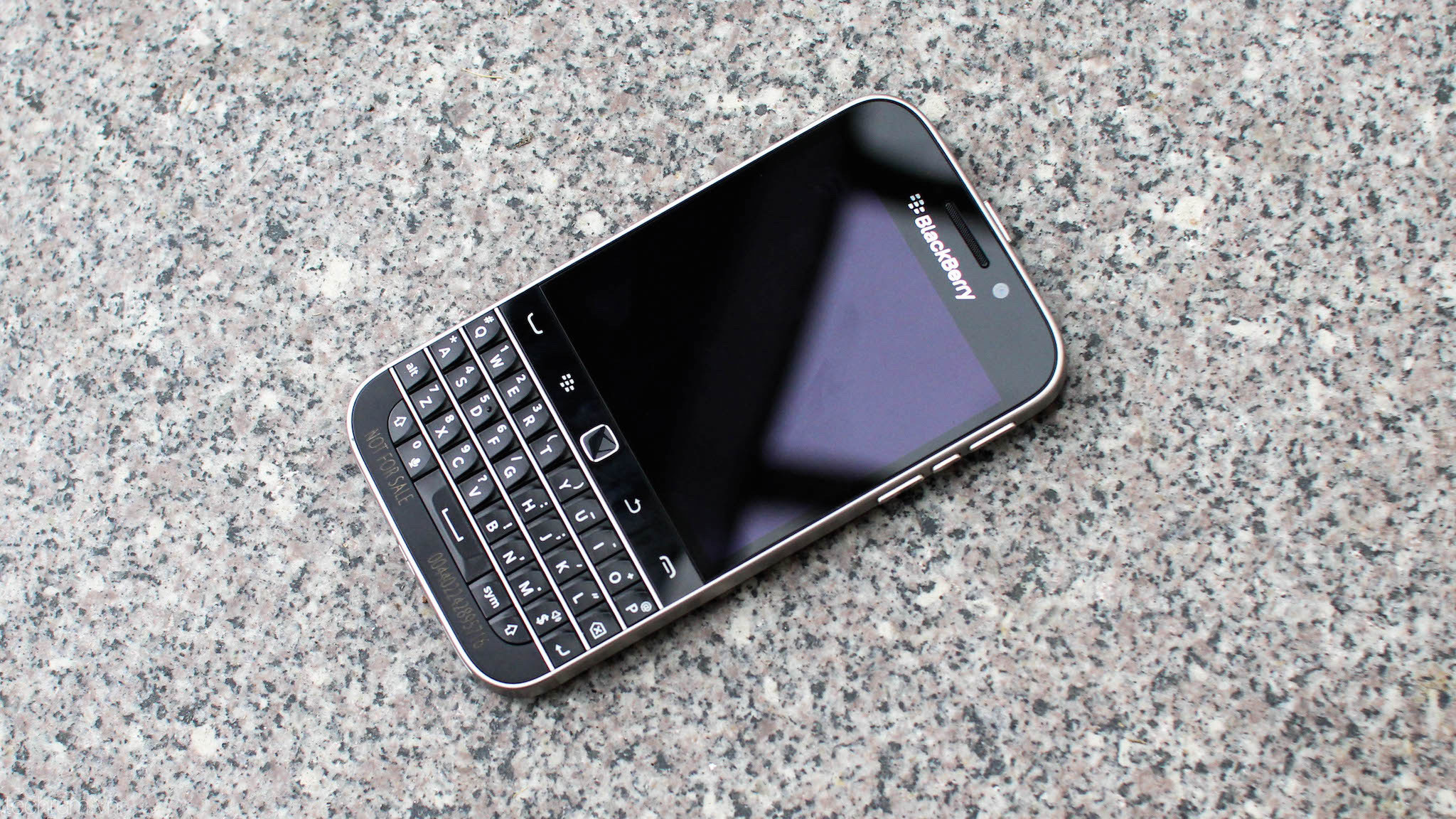 Điện thoại Blackberry Classic