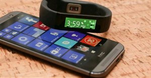 Vòng đeo tay thông minh Microsoft Band “cháy hàng”