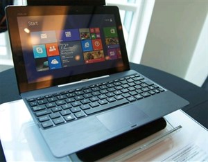 Asus giảm giá tablet “biến hình” Transformer Book