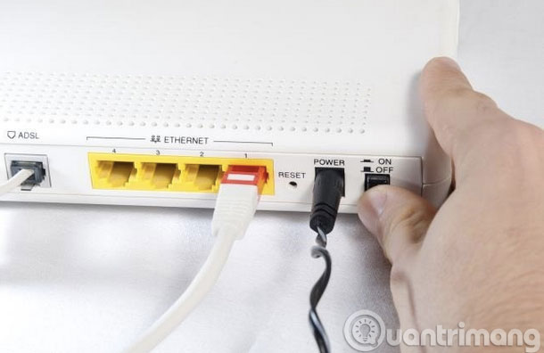 Khởi động lại router Wifi