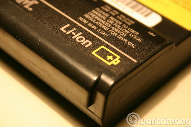 Pin Li ion