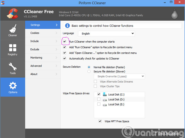 Tick vào ô Run CCleaner when the computer starts