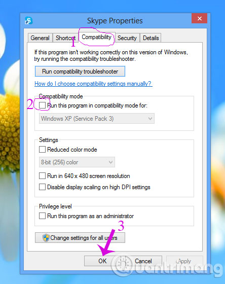 Bỏ check ở ô Run this program ...