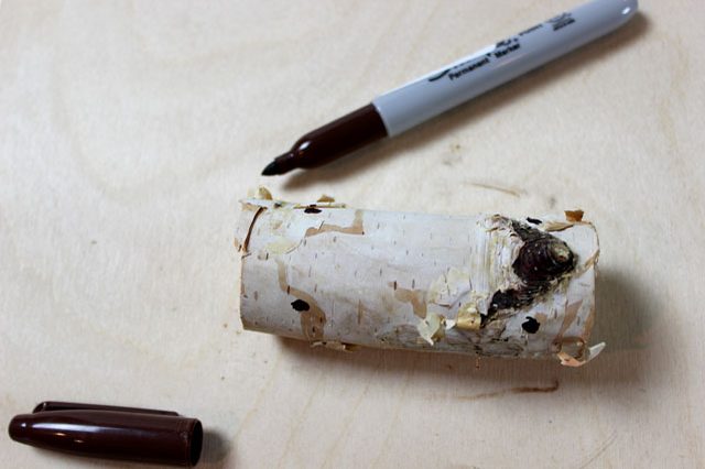 Đánh dấu lỗ khoan