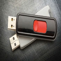 Vì sao ổ USB, thẻ nhớ... sử dụng định dạng FAT32 thay vì NFTS?