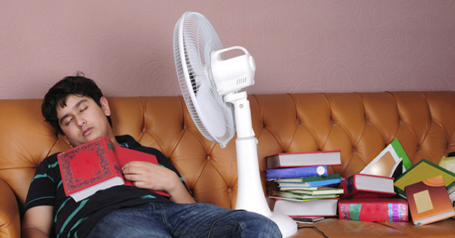 Dùng quạt khi ngủ Lưu ý khi dùng quạt điện