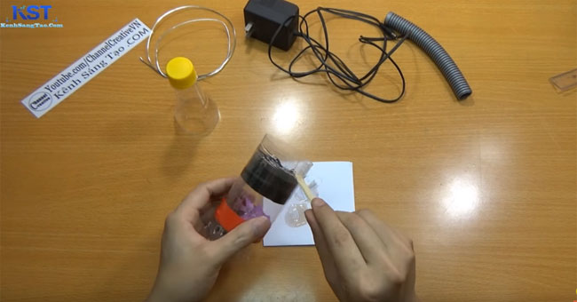 Tự chế máy hút bụt