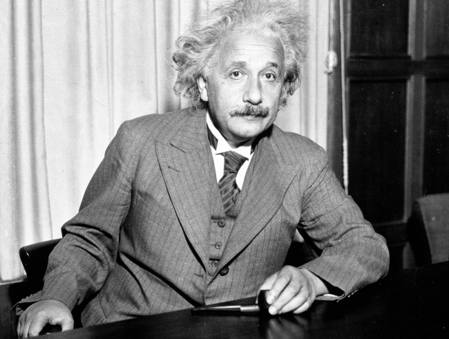 Albert Einstein Albert Einstein