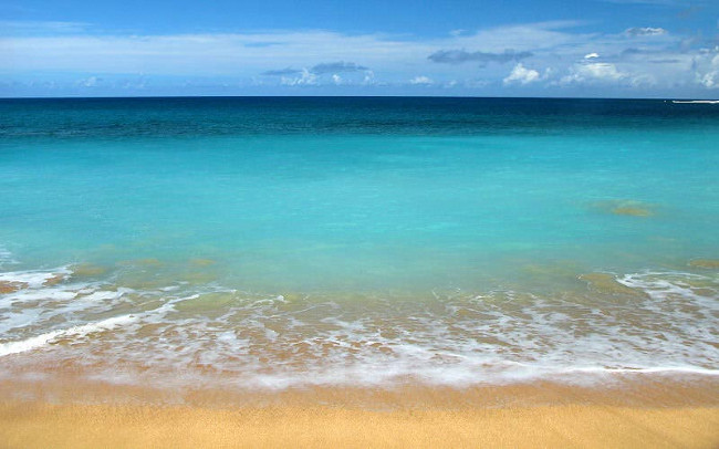 Một trong những bất ngờ lớn nhất về đại dương mà con người khám phá ra là phần lớn lượng nhiệt của bầu khí quyển mắc kẹt trên khoảng cách hơn 3 mét tính từ mặt biển lên.  Một trong những bất ngờ lớn nhất về đại dương mà con người khám phá ra là phần lớn lượng nhiệt của bầu khí quyển mắc kẹt trên khoảng cách hơn 3 mét tính từ mặt biển lên.