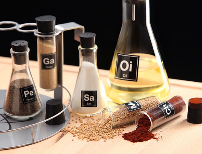 Bộ đồ hóa học đựng gia vị