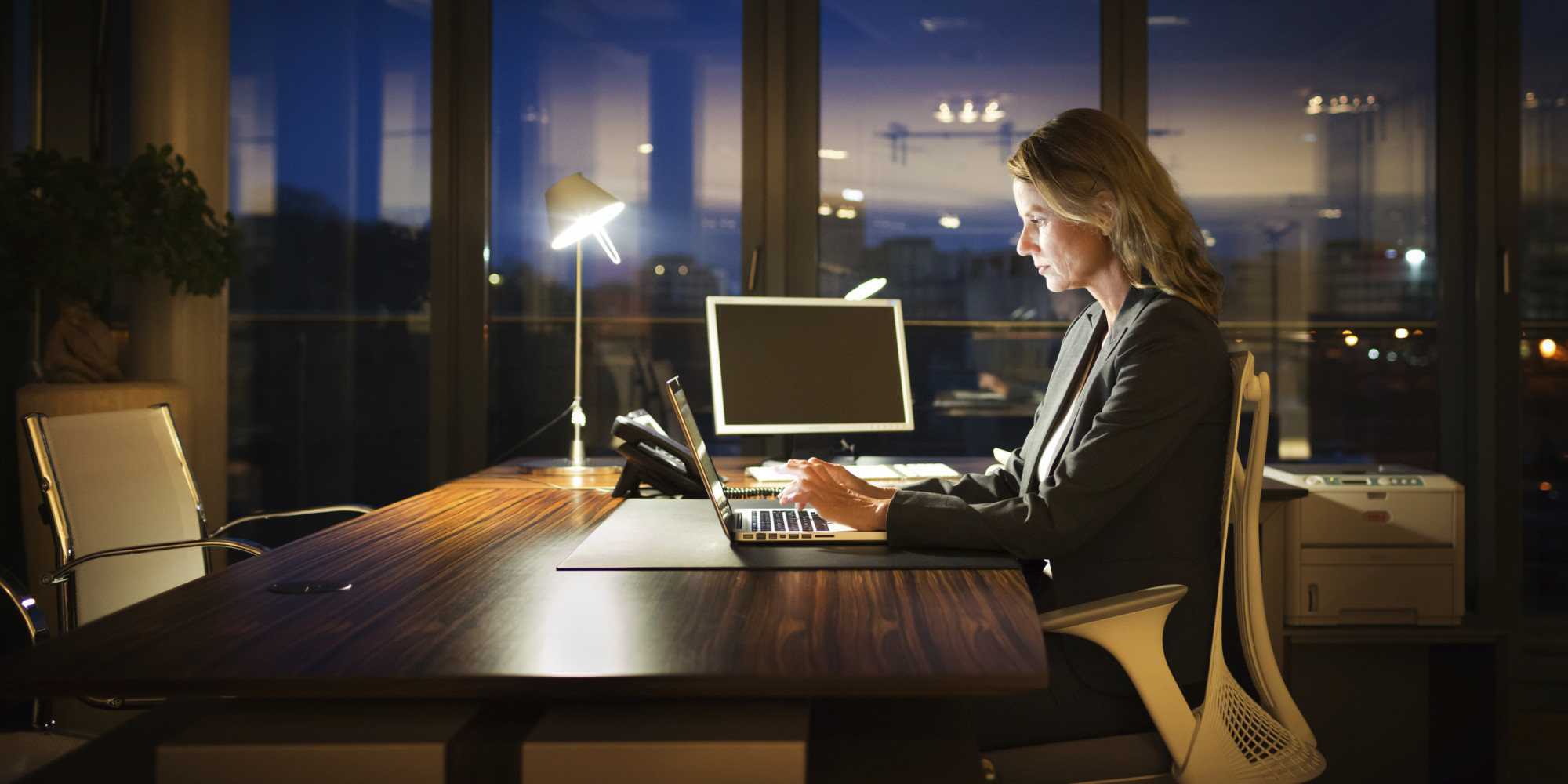 Làm việc buổi tối Làm việc buổi tối