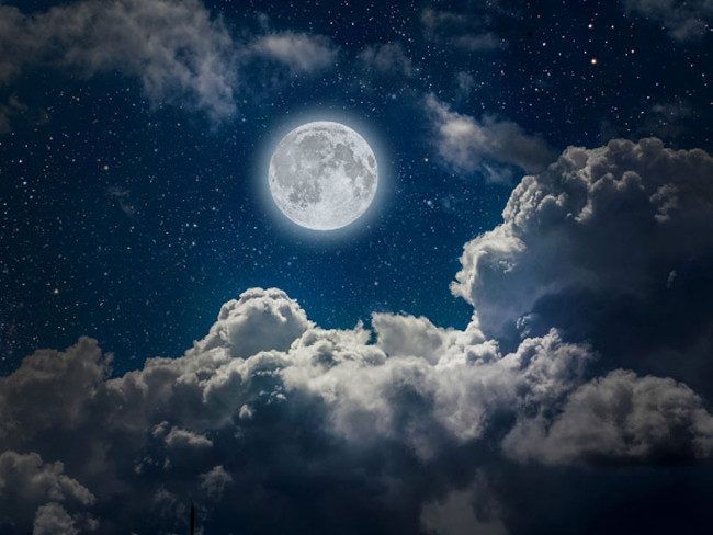 Trăng xanh   Trăng xanh