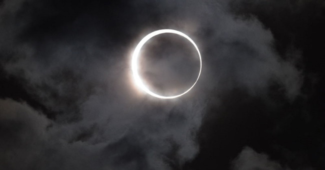 Bí ẩn đã được giải đáp.