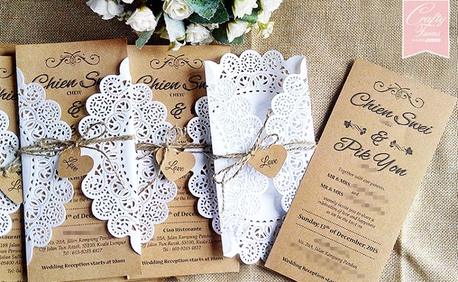 Chọn thiệp cưới