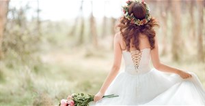 7 kiểu tóc đẹp nhất cho cô dâu trong ngày cưới
