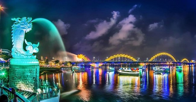 Khung cảnh Đà Nẵng về đêm Khung cảnh Đà Nẵng về đêm