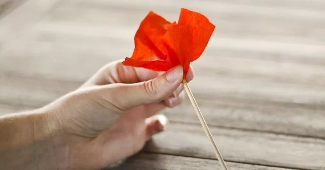 Buộc túm mảnh giấy Buộc túm mảnh giấy