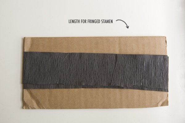 Cắt giấy làm nhị hoa Cắt giấy làm nhị hoa