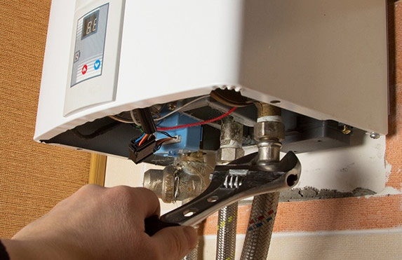 Bình quá tải do bật 24/24 sự cố thường gặp trên bình nóng lạnh