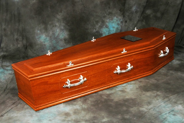 Không tiếp xúc với ánh sáng mặt trời, không ăn uống Không tiếp xúc với ánh sáng mặt trời, không ăn uống