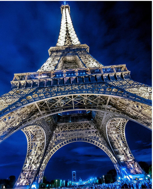 Tháp Eiffel, Paris, Pháp Tháp Eiffel, Paris, Pháp