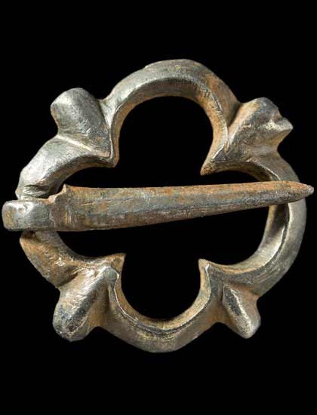 Các nhà khảo cổ đã tìm thấy khung trâm trung cổ Các nhà khảo cổ đã tìm thấy khung trâm trung cổ