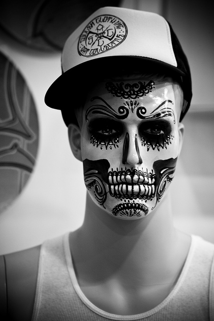 Hóa trang theo phong cách kinh dị 