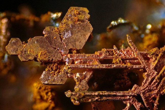 Tinh thể mật ong khi đốt cháy