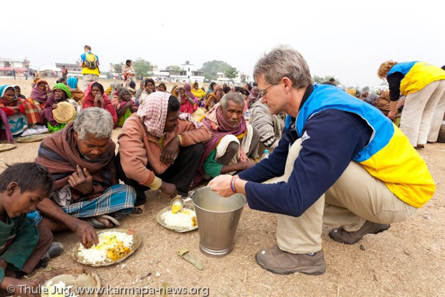 Khiêm tốn và bác ái