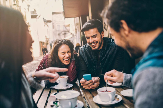 Không mù quáng tin vào mọi thứ trên internet mà không suy nghĩ về nó