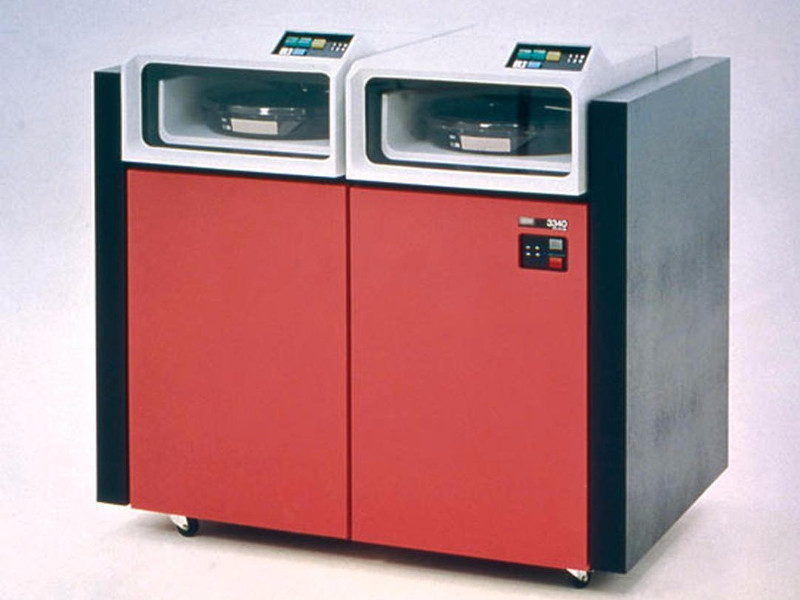 Chiếc ổ cứng mang tên 3340 