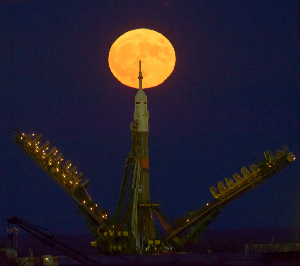 Soyuz và siêu mặt trăng