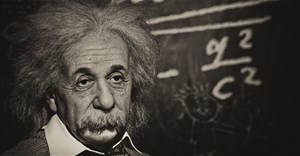 7 bài học cuộc sống quý giá từ Albert Einstein