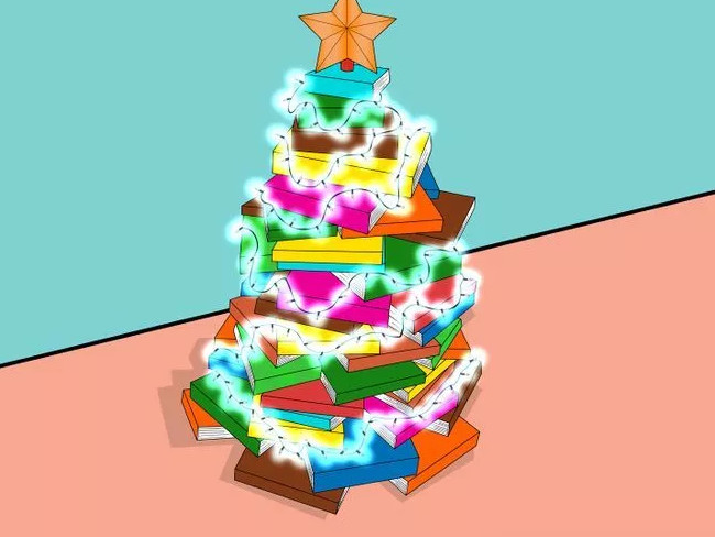 Dựng một cây thông Nô-en cỡ nhỏ từ những cuốn sách