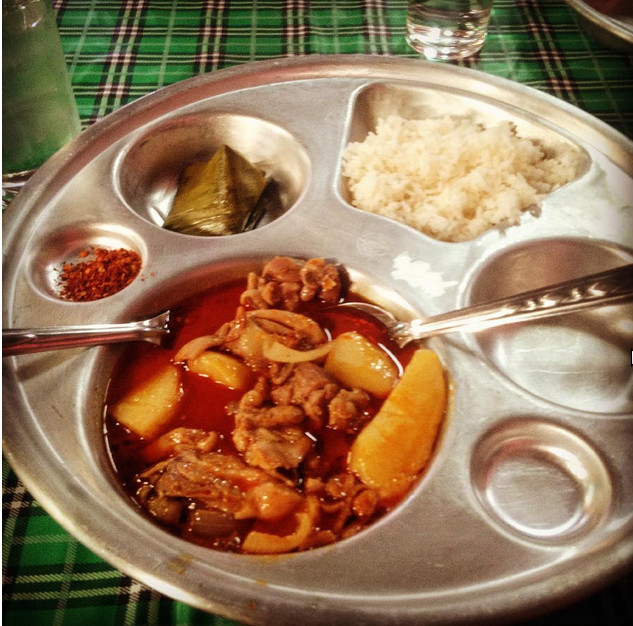 Học sinh trên khắp thế giới ăn gì vào bữa trưa tại trường? Học sinh trên khắp thế giới ăn gì vào bữa trưa tại trường?