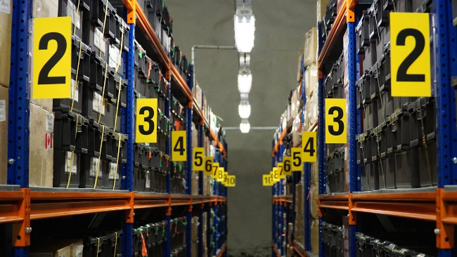 Cho đến hiện nay, đã có hơn 860.000 mẫu trong kho hạt giống kể từ khi nó được mở cửa vào năm 2008, mỗi mẫu này chứa đến 500 hạt