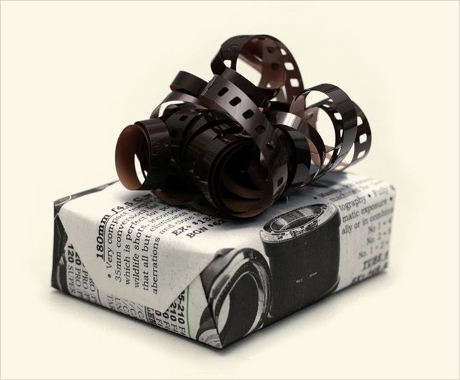 Dải ruy băng được làm từ cuộn phim ảnh