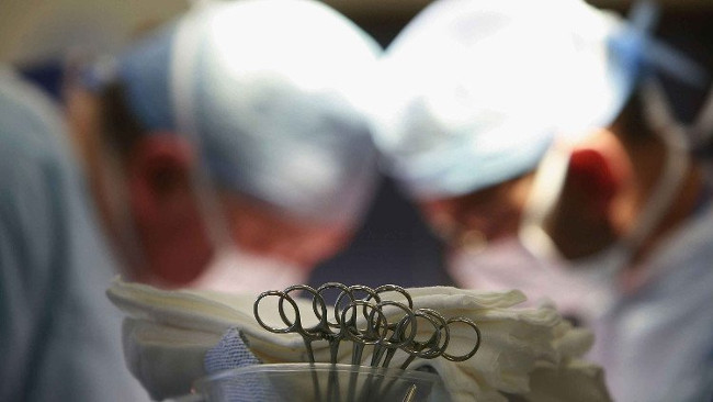 Chúng ta luôn cần đến kháng sinh để giúp người bệnh sống sót sau cấy ghép.