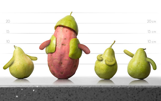 Hẳn là có kẻ trà trộn vào đây