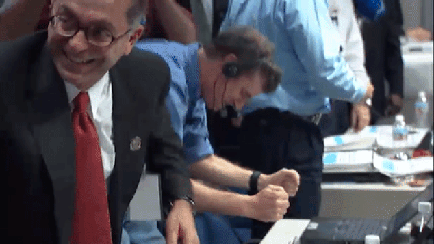 Khoảnh khắc sung sướng khi tên lửa phóng lên không bị nổ