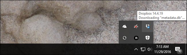tìm biểu tượng Dropbox trên khay hệ thống Tìm biểu tượng Dropbox trên khay hệ thống