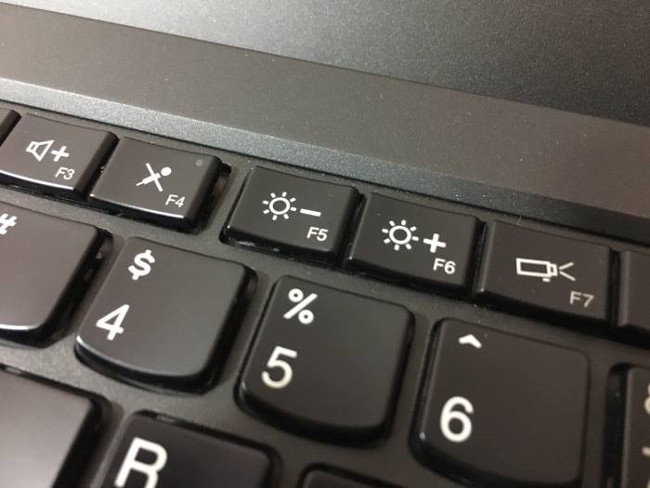 Vô hiệu hóa bàn phím Windows 10 bằng 5 cách đơn giản sau