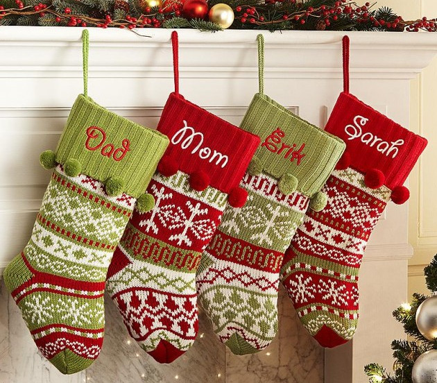 Tại sao lại để quà vào tất? Tại sao lại để quà vào tất?