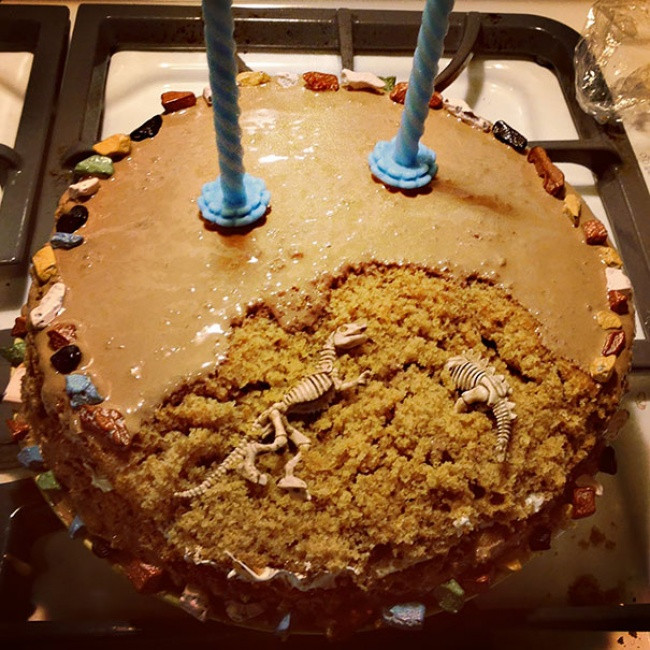 Một chiếc bánh hoàn hảo dành cho nhà khảo cổ học