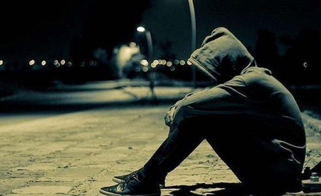 Nỗi khổ khi phải chứng kiến cảnh tượng đau đớn 