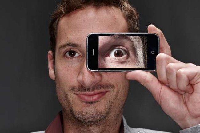 Điện thoại có thể làm ảnh hưởng đến mắt của bạn