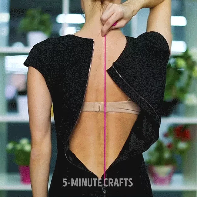 Mẹo giúp kéo khóa váy ở đằng sau  Mẹo giúp kéo khóa váy ở đằng sau