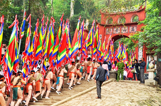 Lễ hội đền Hùng địa điểm du xuân đầu năm ở Việt Nam
