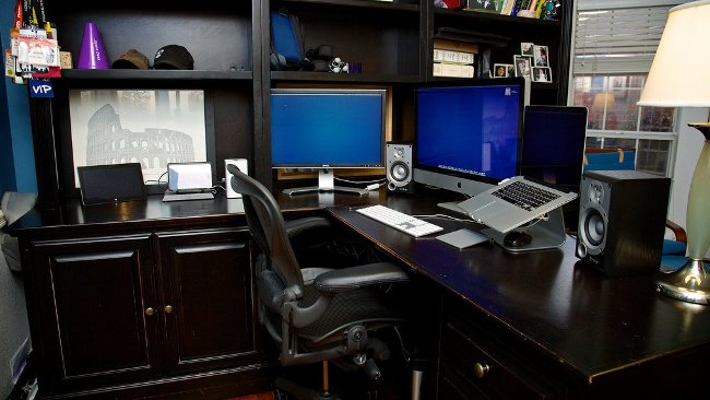 Làm việc quá sức sẽ bào mòn sức khỏe