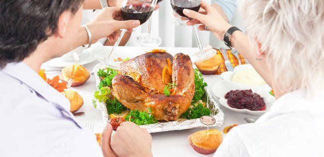 Nói chuyện với bạn bè/người thân Nói chuyện với bạn bè/người thân